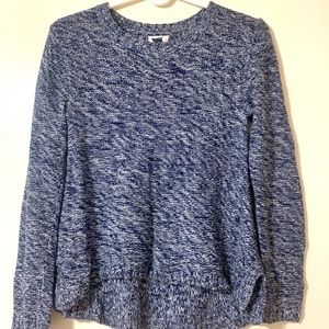 Blue and white sweater long sleeve top